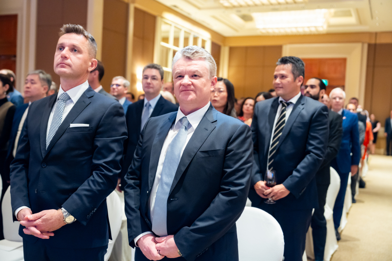 Robert Ides a Miroslav Barnáš hosty slavnostní recepce v Singapuru